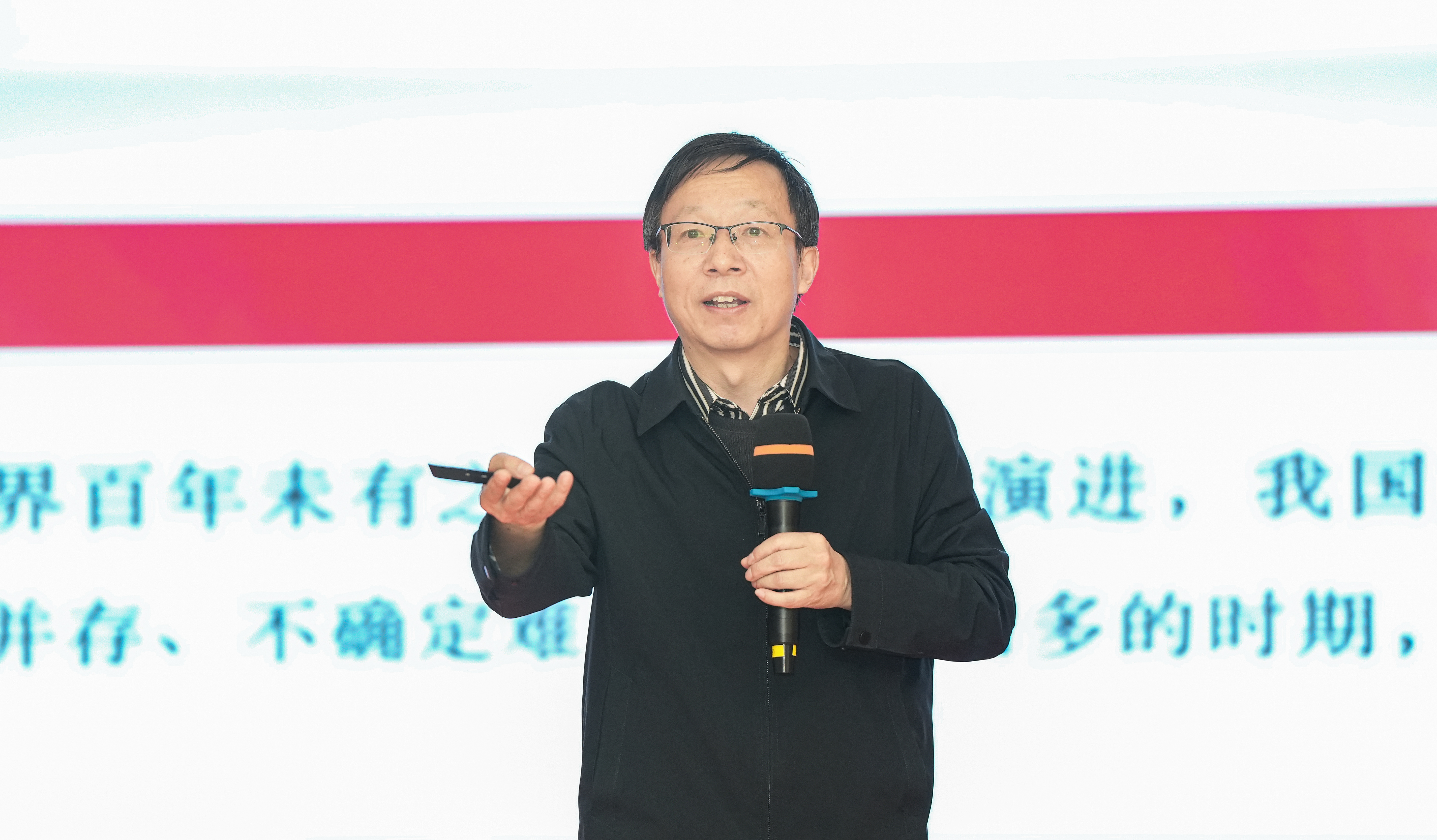青马图片第三期3.24    1.jpg